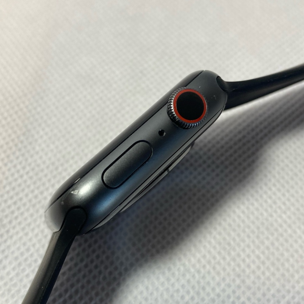 Apple Watch series 4 44mm Cellular + GPS - Picture 8 of 12